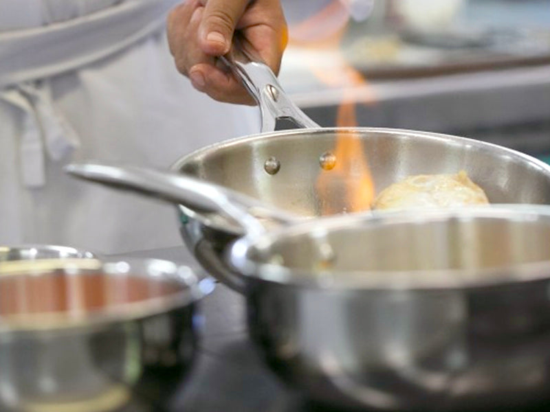 Pourquoi l'inox est le plus sain et le plus sûr pour la cuisine ?