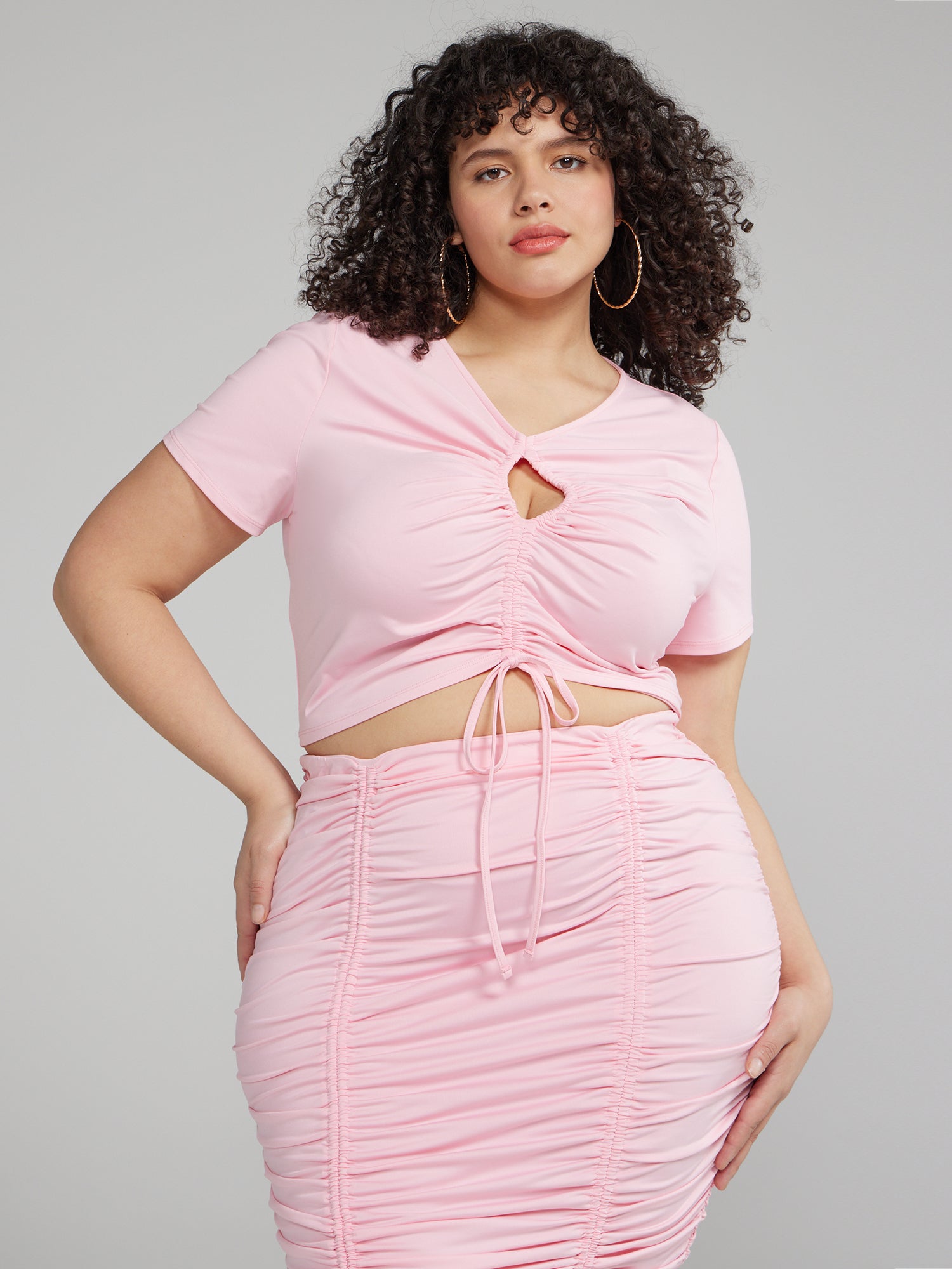 Pin by Covergirl Phy on FATshionistas - Plus Size Style  Curvy girl  fashion, Plus size fashion, Full figure fashion