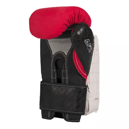 Century Brave Boxing Glove inside