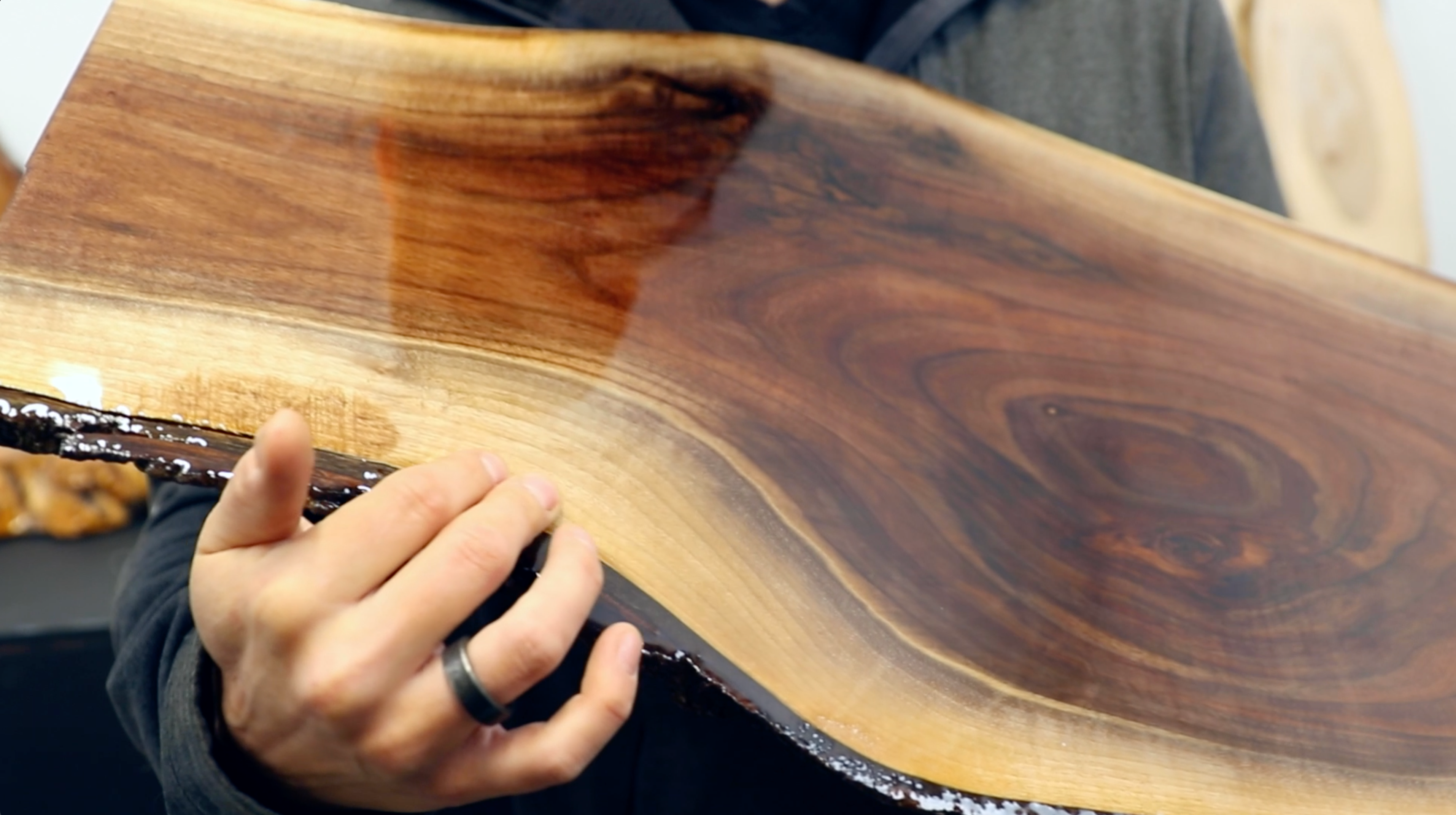 How To Use Epoxy Resin On Wood – Industrial Clear