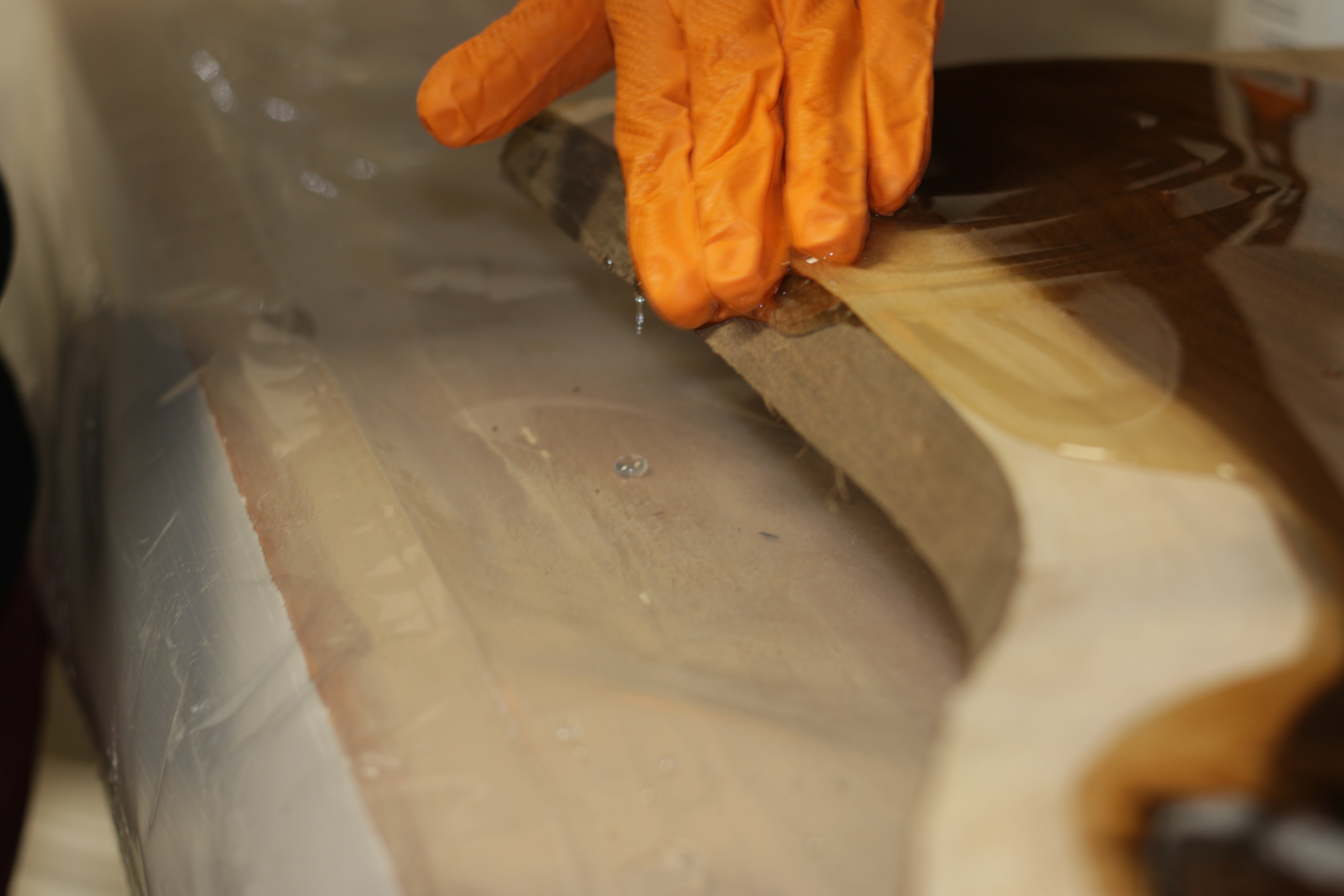 10 Tips When Using Epoxy Resin On Wood – Industrial Clear