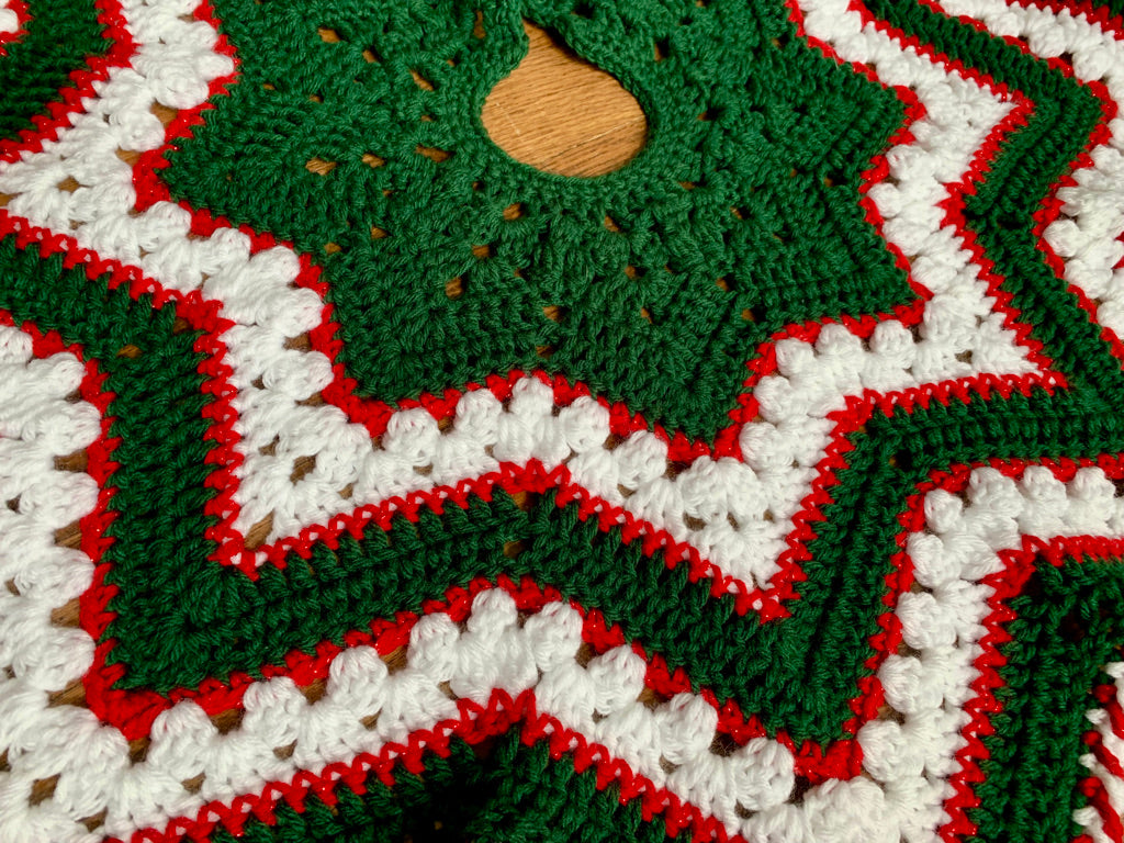 6-Day Granny Square Crochet Pattern by Betty McKnit