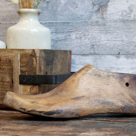 wooden shoe last