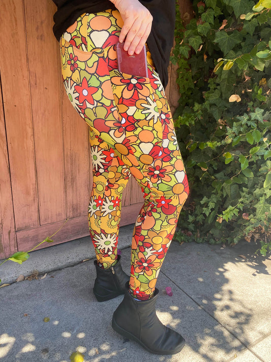 MOOd Crossover Leggings With Pockets – www.