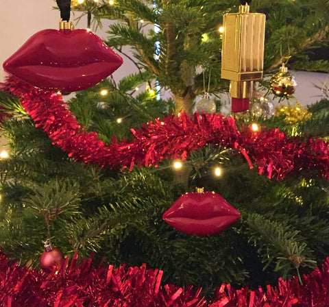 Classic red Lip and Lipstick bauble set. 