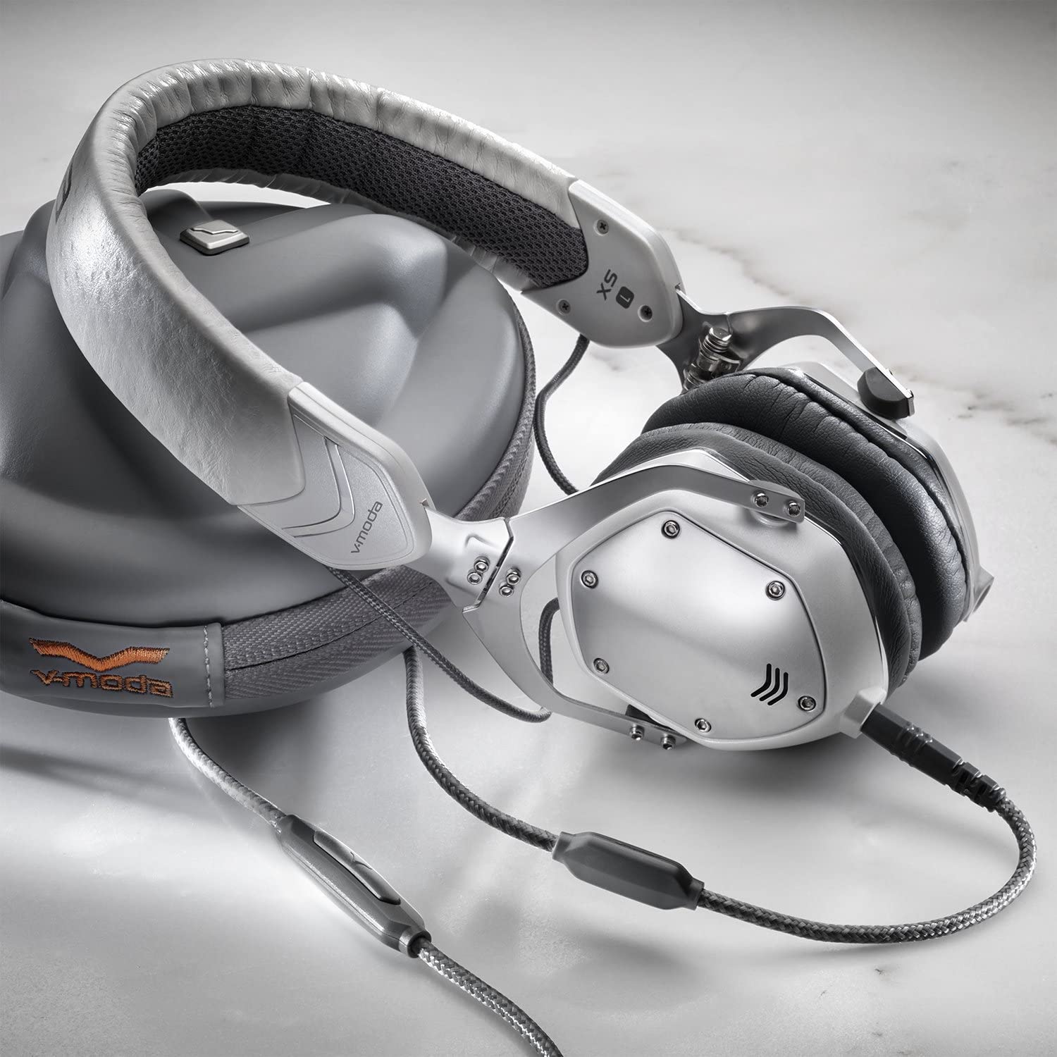 Fortløbende Føde lokal V-MODA XS On-Ear Folding Design Noise-Isolating Metal Headphone (White -  The Midi Store