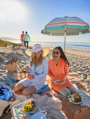 Sitting under parasol DOESN'T protect from sunburn