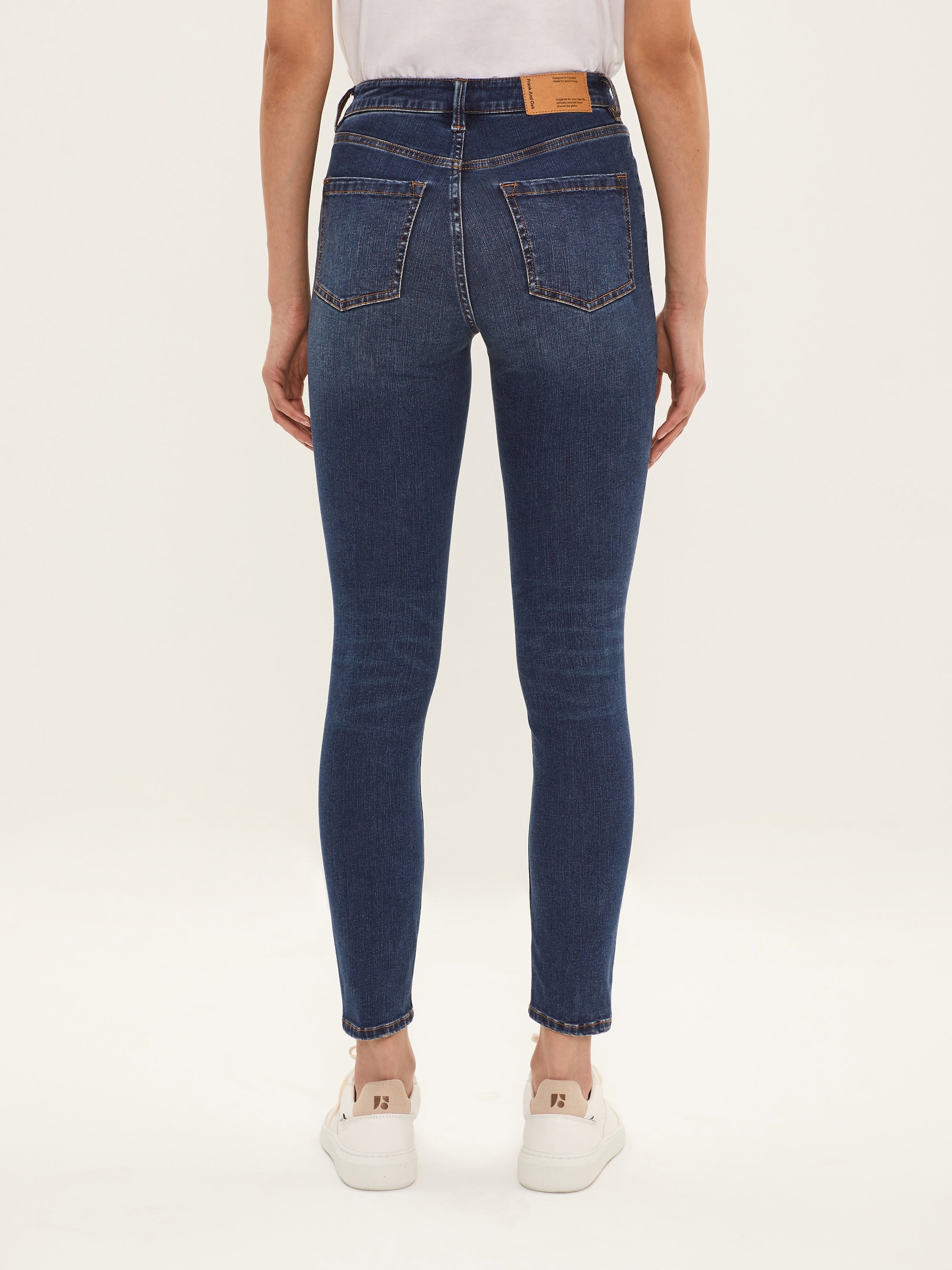 Women's denim fit guide – Frank And Oak USA