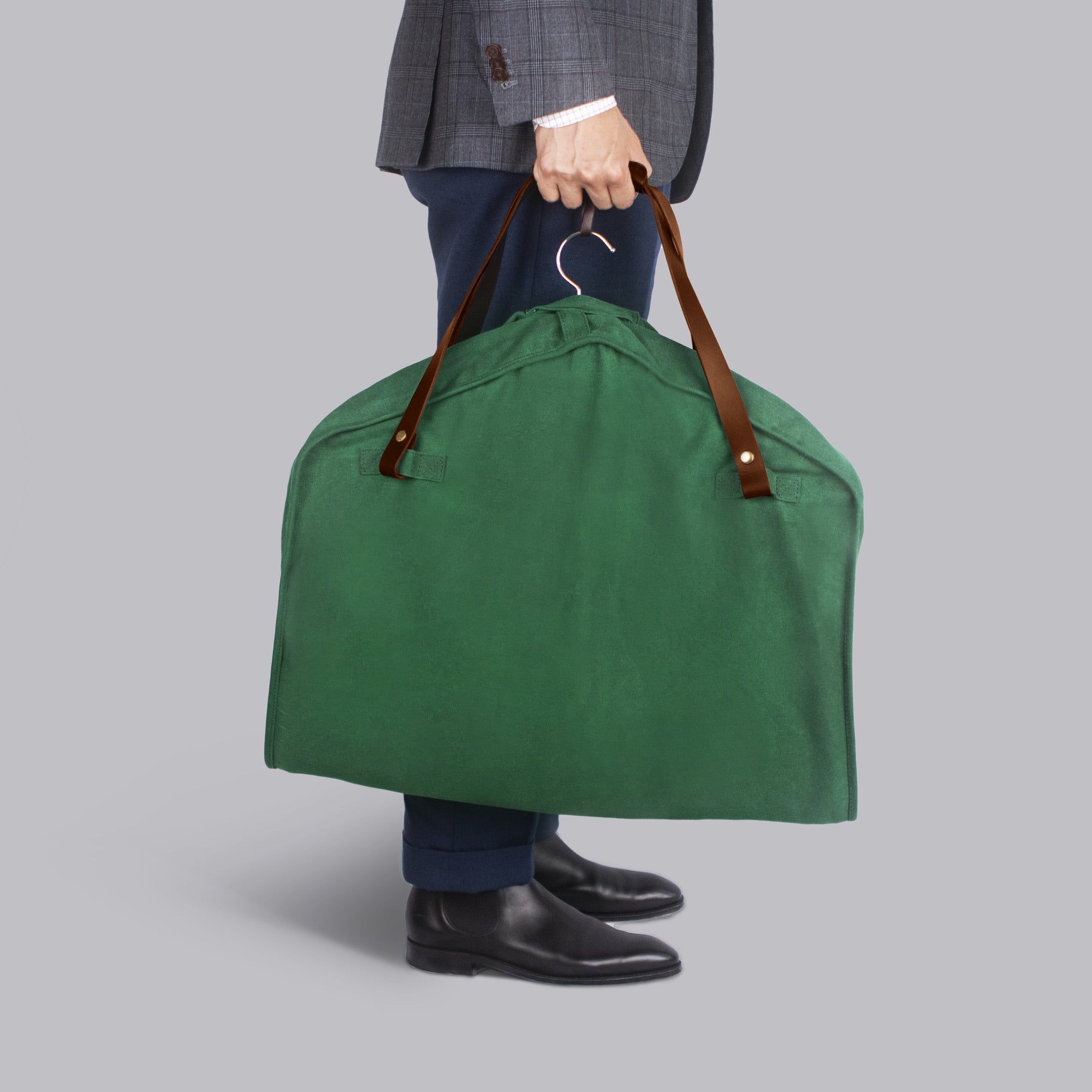 Signature Garment Bag | Luxury Suit Carrier | Arterton London