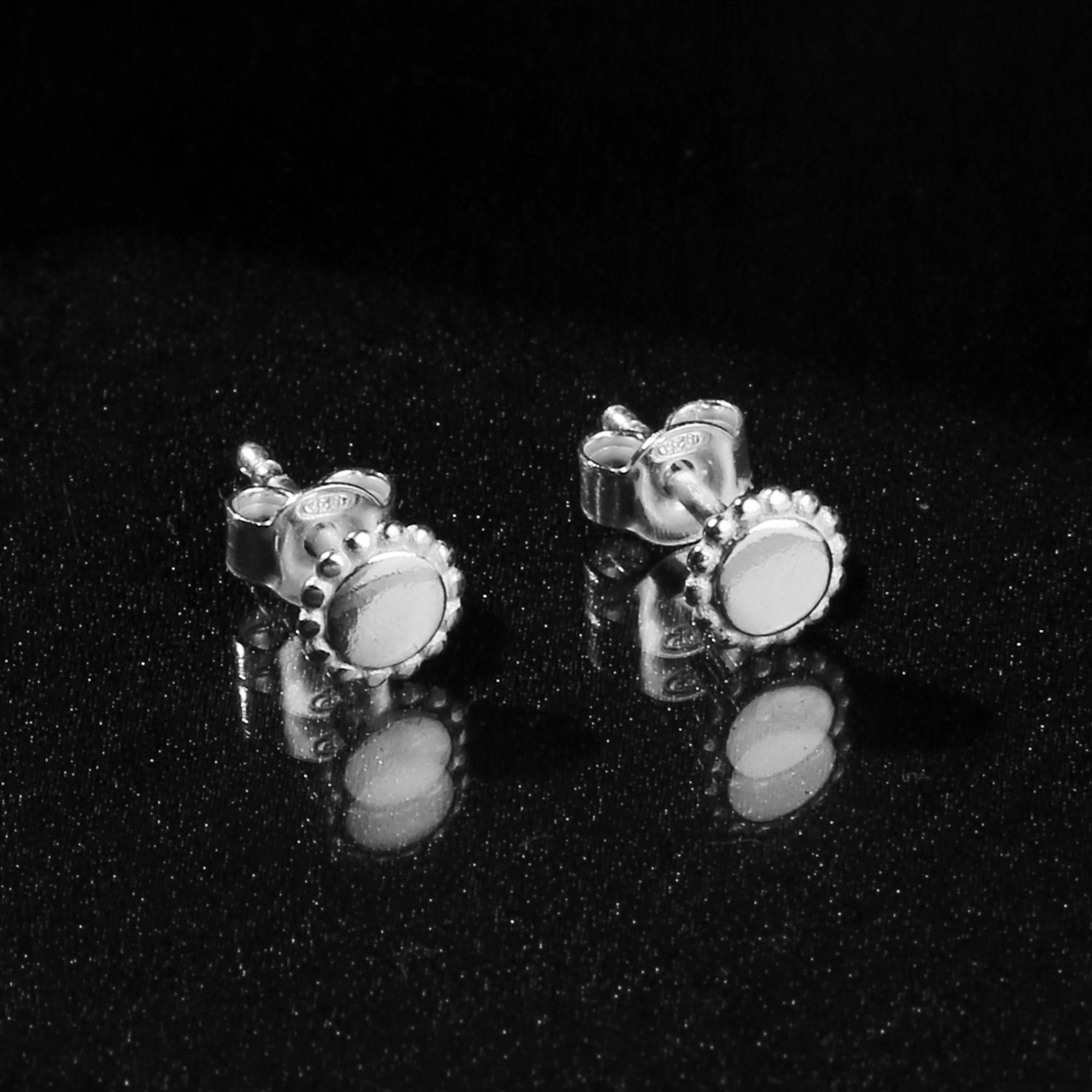 Silver Shoppee 'Elephant' High Quality Genuine Austrian Crystal Studded  Sterling Silver Earrings for Girls and... Price in India, Full  Specifications & Offers | DTashion.com