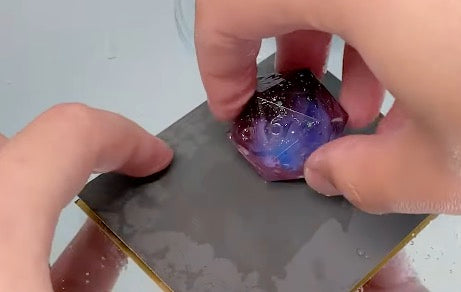 How to Polish Resin – Step by Step Tutorial for Polishing Epoxy Resin