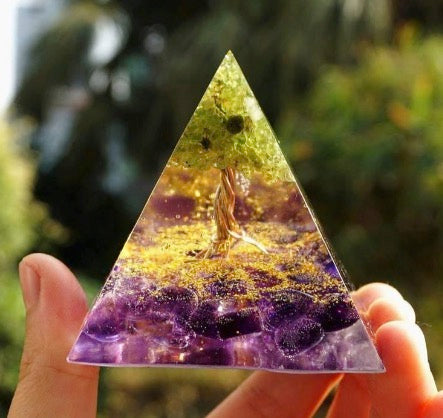 resin pyramid