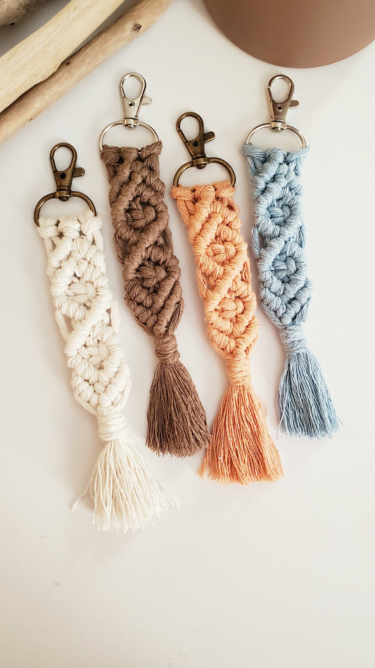 fabarist Handmade Mini Macrame Keychains