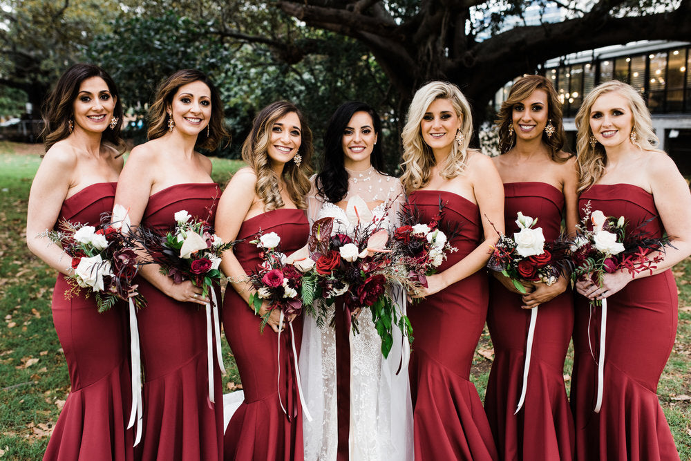 bride with bridesmaids red dresses bouquets sydney