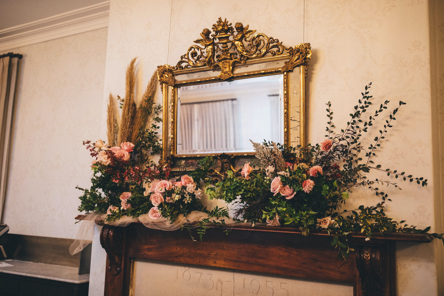 mantlepiece gunners barracks reception flowers