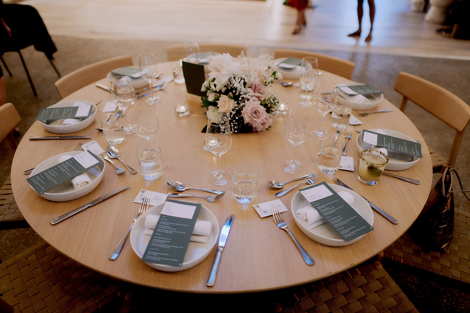 table centrepiece botanic house wedding flowers