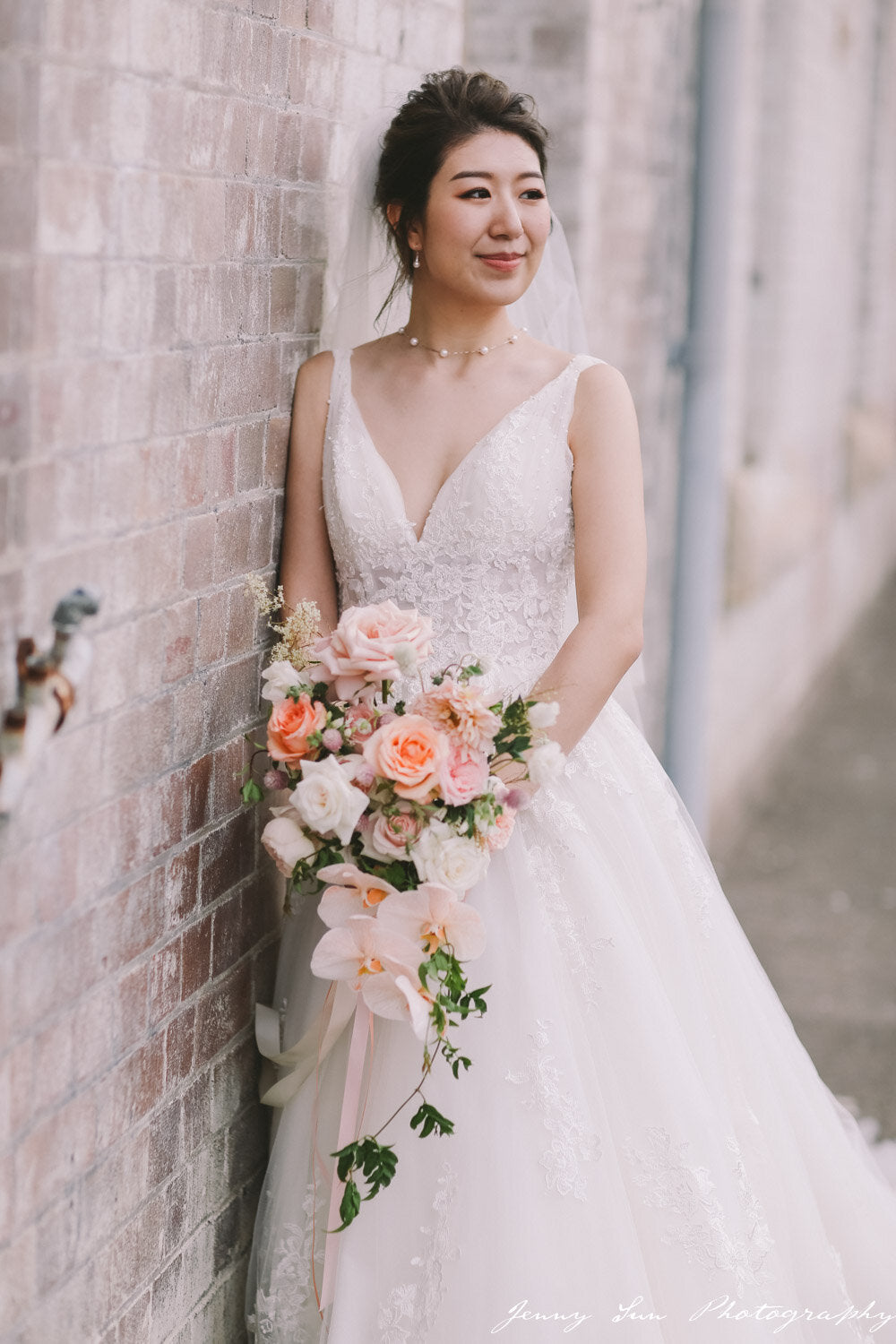 sydney asian bride cathy with cascade bridal bouquet jenny sun photography