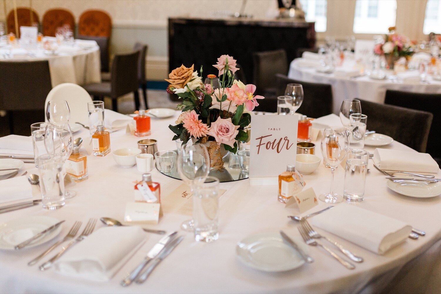florist flowers table qvb tea room wedding