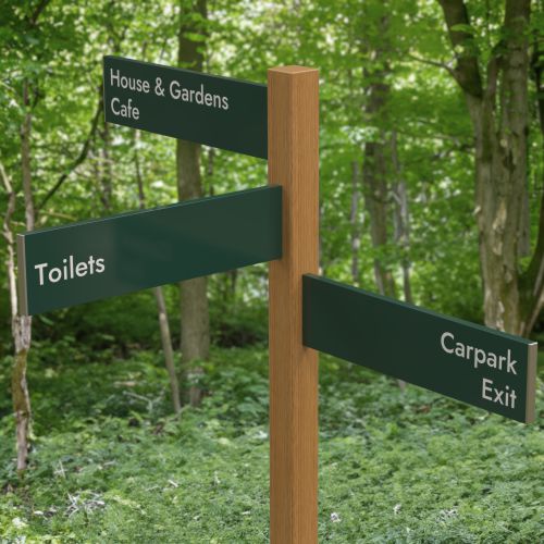 wood_effect_aluminium_post_for_fingerpost_wayfinding