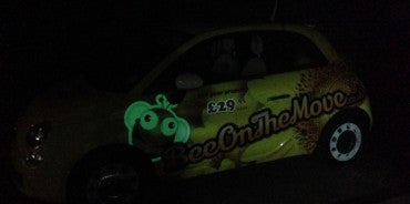 Glow-In-the-dark-Wrapping-Fiat500