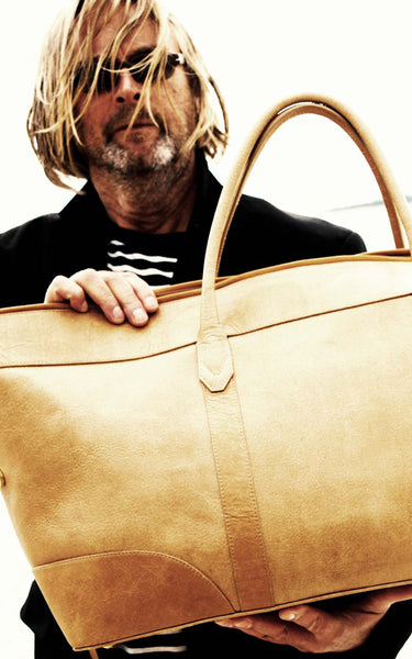 OSTWALD Bags Handcrafted Luxury Weekender in sand-coloured Buffalo Leather