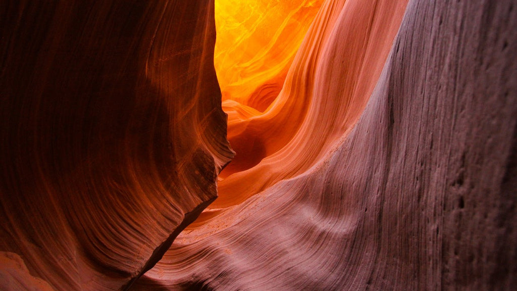 Anteloupe Canyon by Robert Bertolo | Pexels