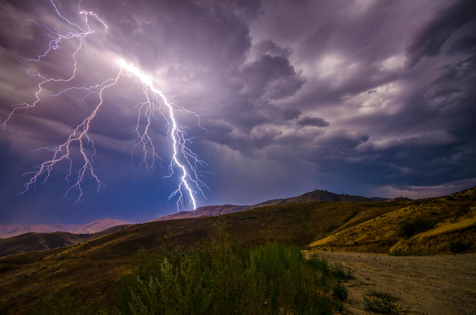 Lightning photography by Frank Cone