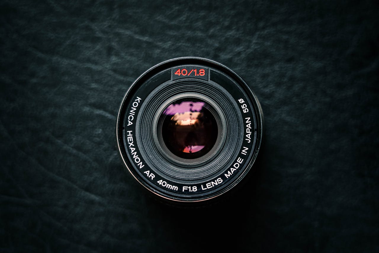 manual focus lens