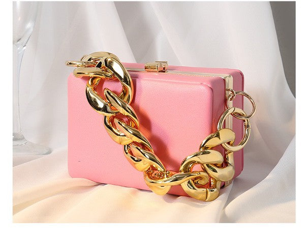 Source Stylish Versatile Golden Chain Strap Ladies Designer Bags  Bowknot-decoration Body Messenger Girls Fashion Confetti Purse on  m.