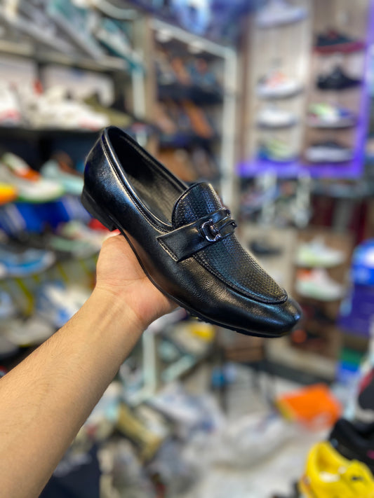 Black San Louis Tassel Brogue Loafers Formal Shoes For Men Model Numbe –  Luxury D'Allure