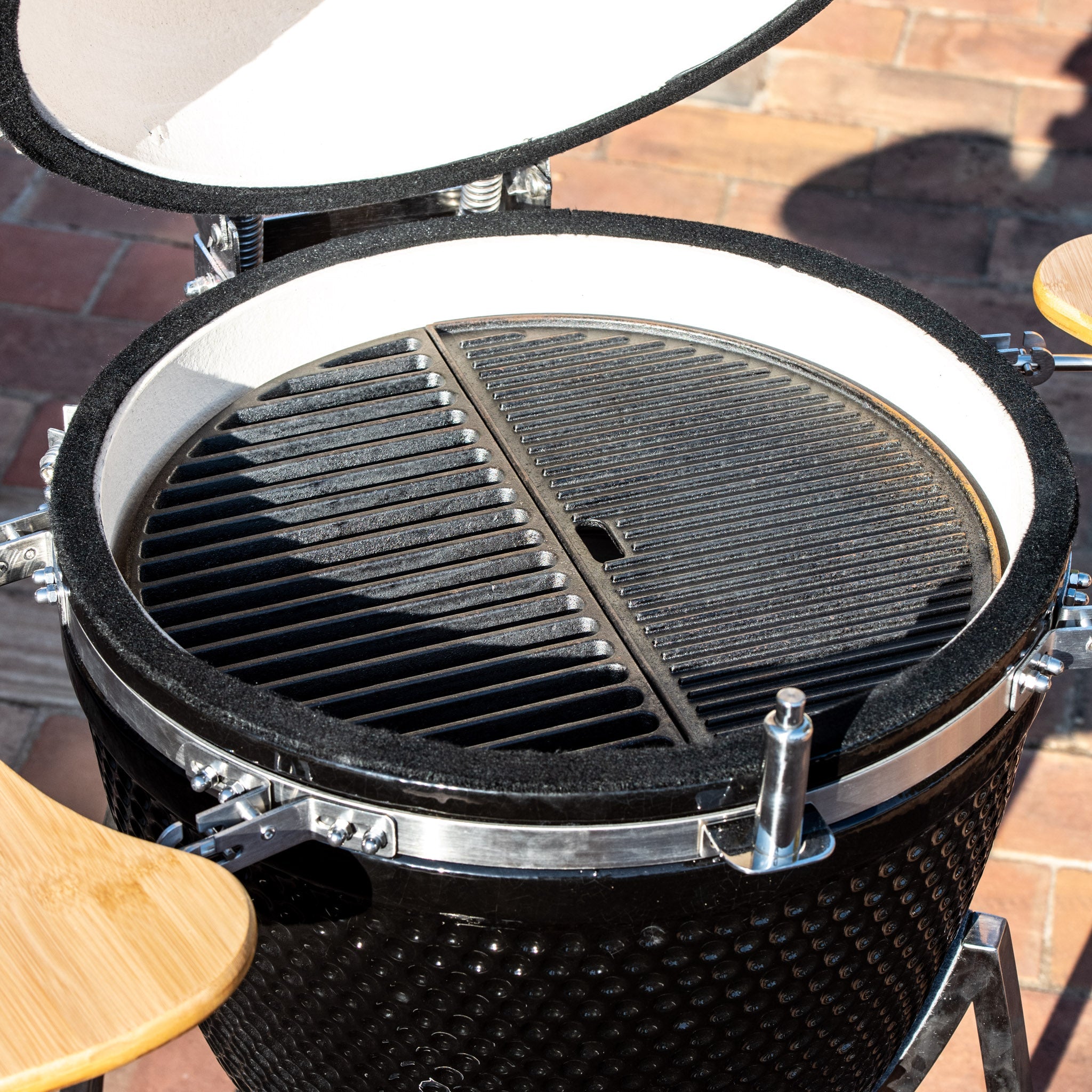 15% off Kamado Half Moon Cast Iron Griddle for 21