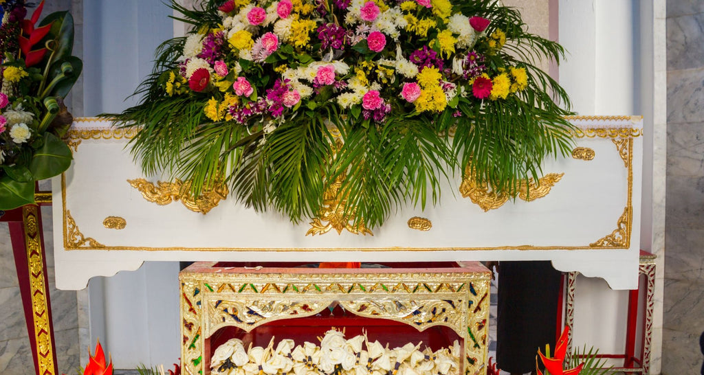 Comment-la-mort-est-elle-perçue-dans-le-bouddhisme-article-de-blog-funéraille-bouddhiste-La-Maison-de-Bouddha 