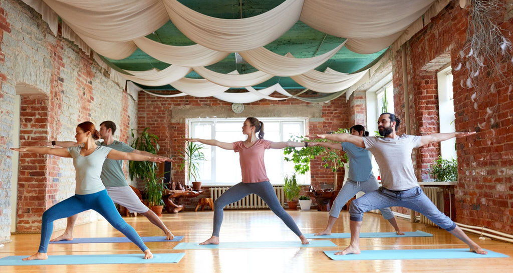 Comment-nettoyer-le-Chakra-du-Cœur-pour-atteindre-l-Equilibre-blog-yoga-posture-du-guerrier-La-Maison-de-Bouddha