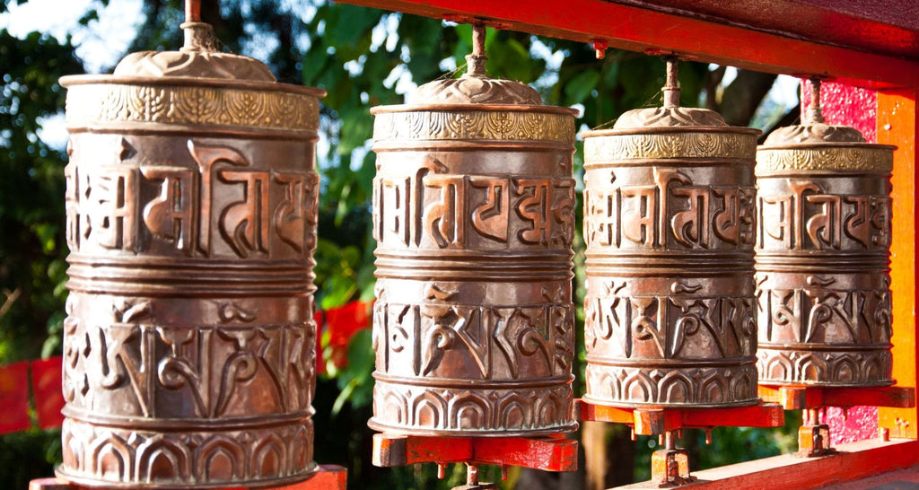 Découvrez-l-histoire-fascinante-des-moulins à-prière-tibétains-anciens-article-de-blog