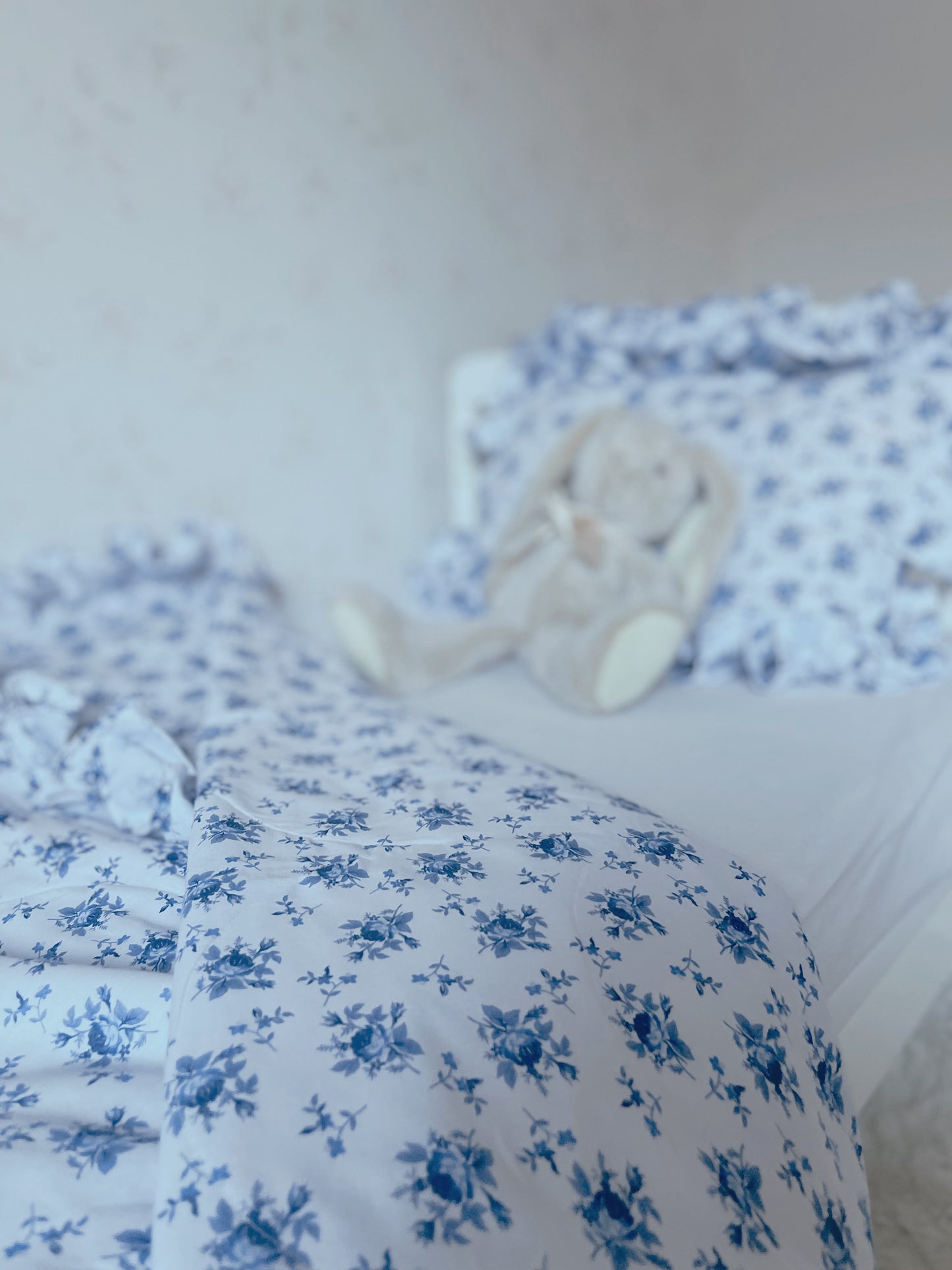 Toddler Pillowcase in Blue Kiss