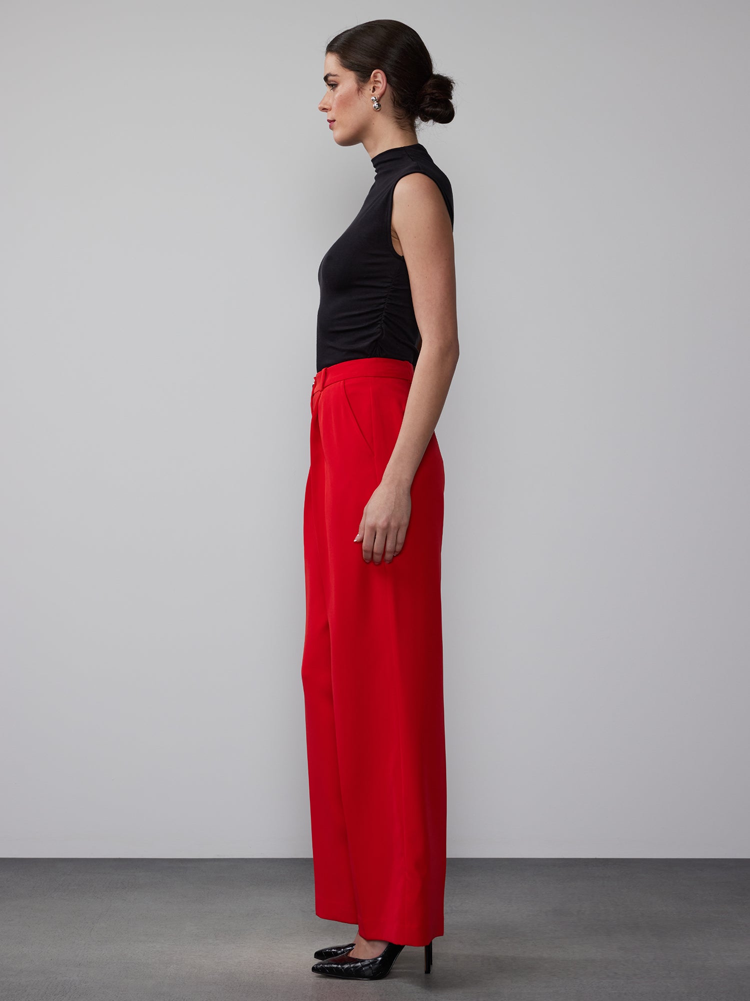 Front Pleat Wide Leg Pant