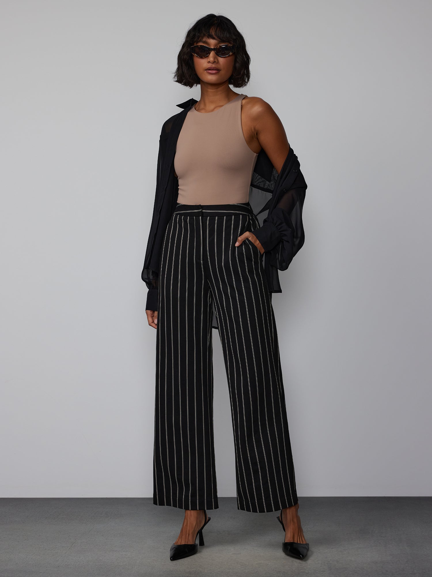 4 Button Wide Leg Twill Cropped Pant