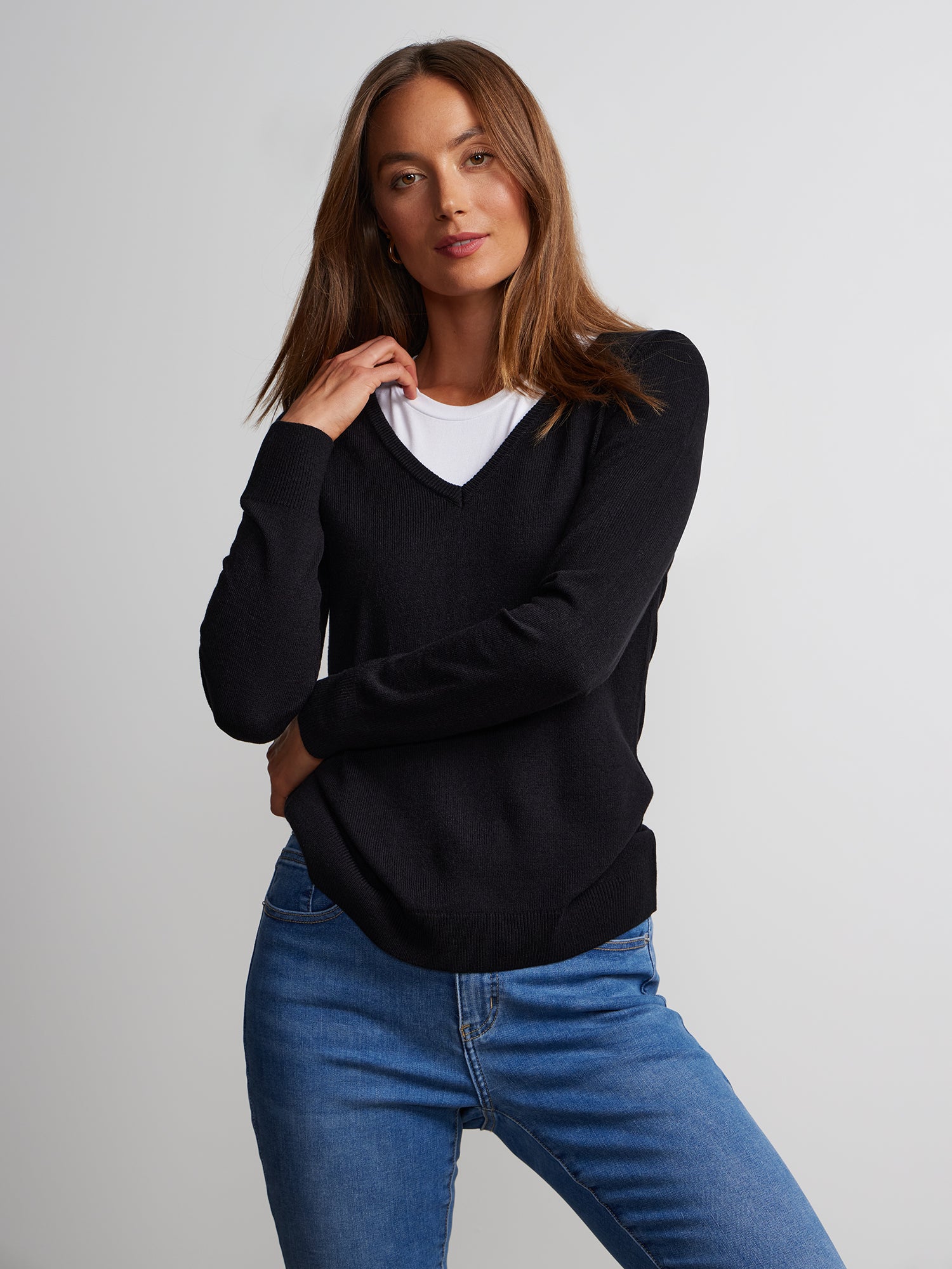 Long Sleeve V-Neck Pullover | NY&Co