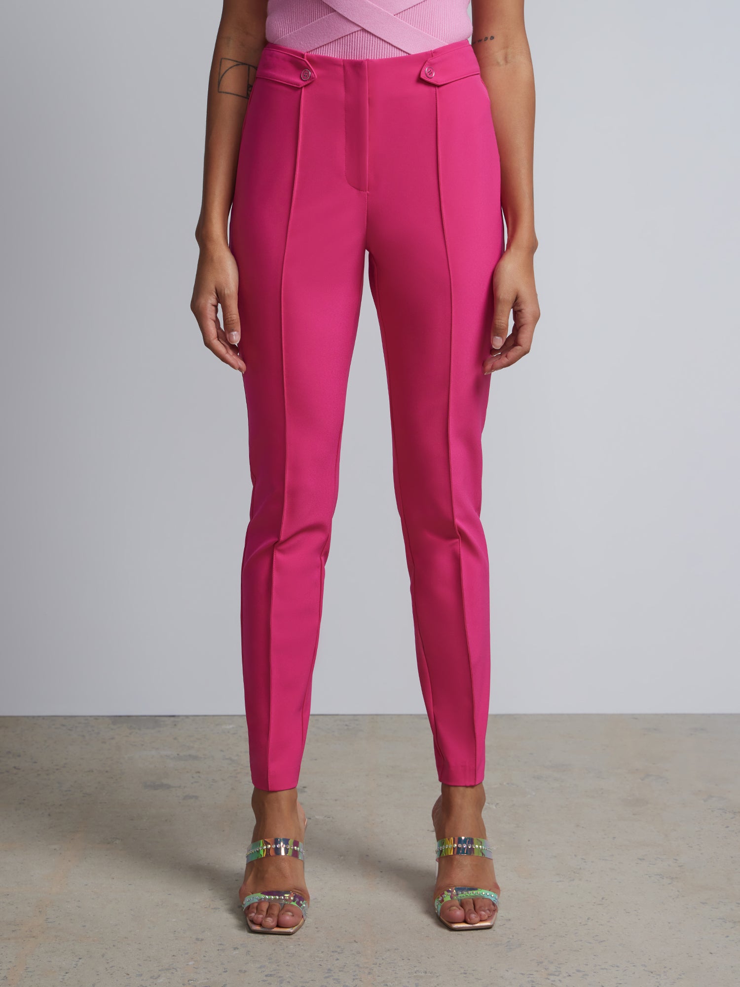 High Rise Slim Leg Ankle Pant - Fit To Flatter | NY&Co