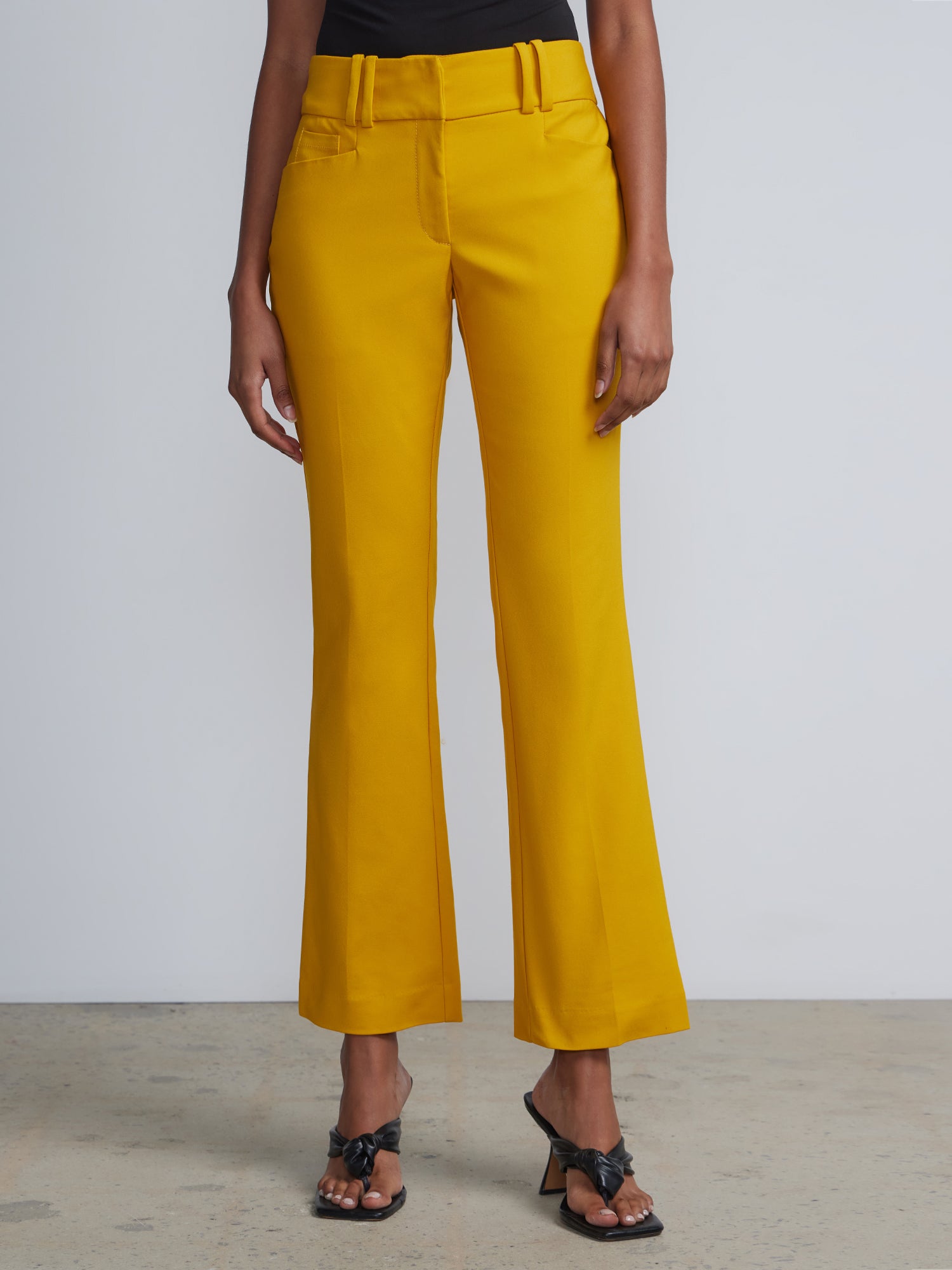Tall Mid-Rise Modern-Fit Bootcut Pant - All Season Stretch