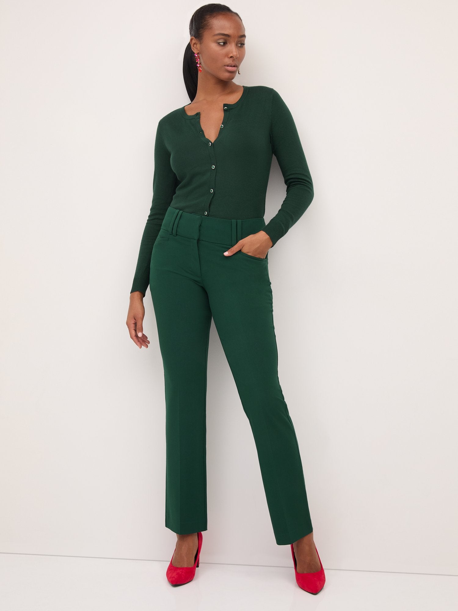 High-Waisted Modern-Fit Straight-Leg Pant - Essential Stretch | NY&Co