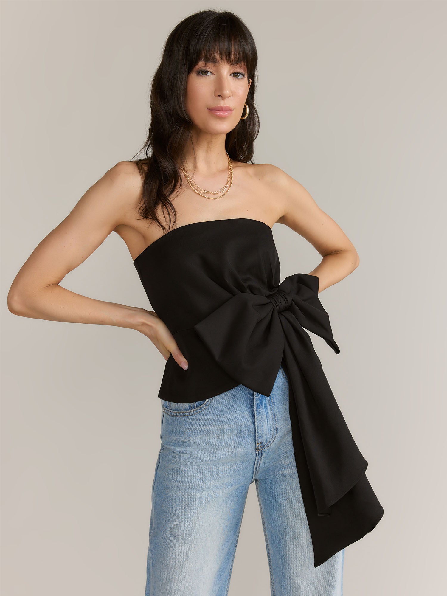ROSARIO TOP Strapless Curved Neckline Top with Side Bow (Black Body wi –  Zoo Label
