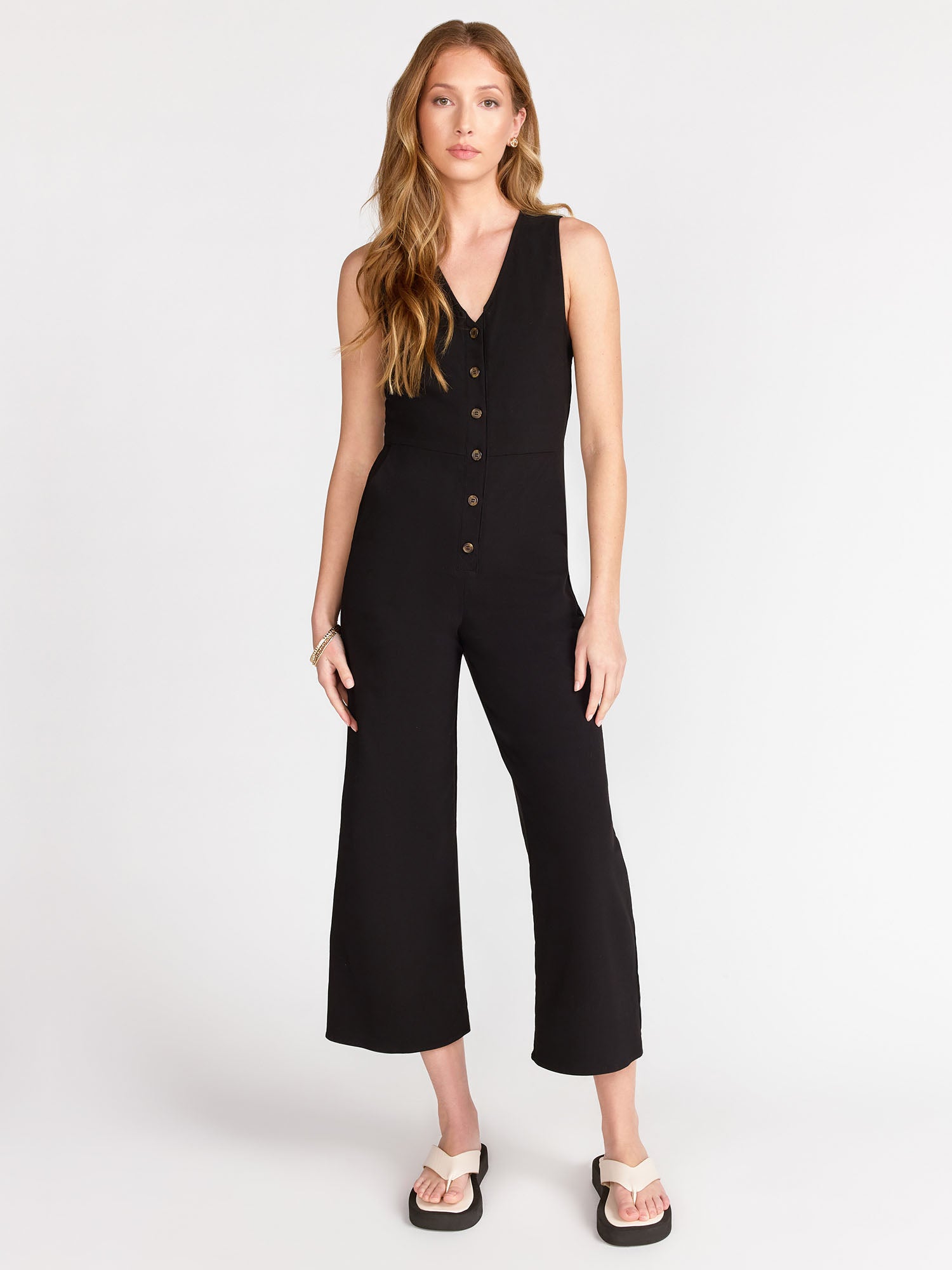 Gilli Sleeveless V-Neck Button Down Jumpsuit - Brands We Love | NY&Co