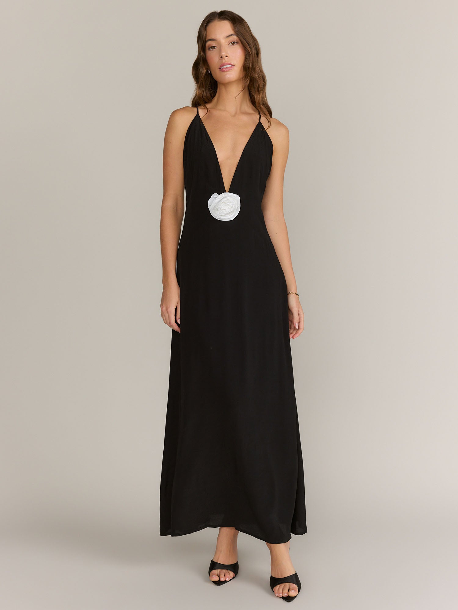 Sleeveless Shaping V-Neck Dress - Black - LIVIFY