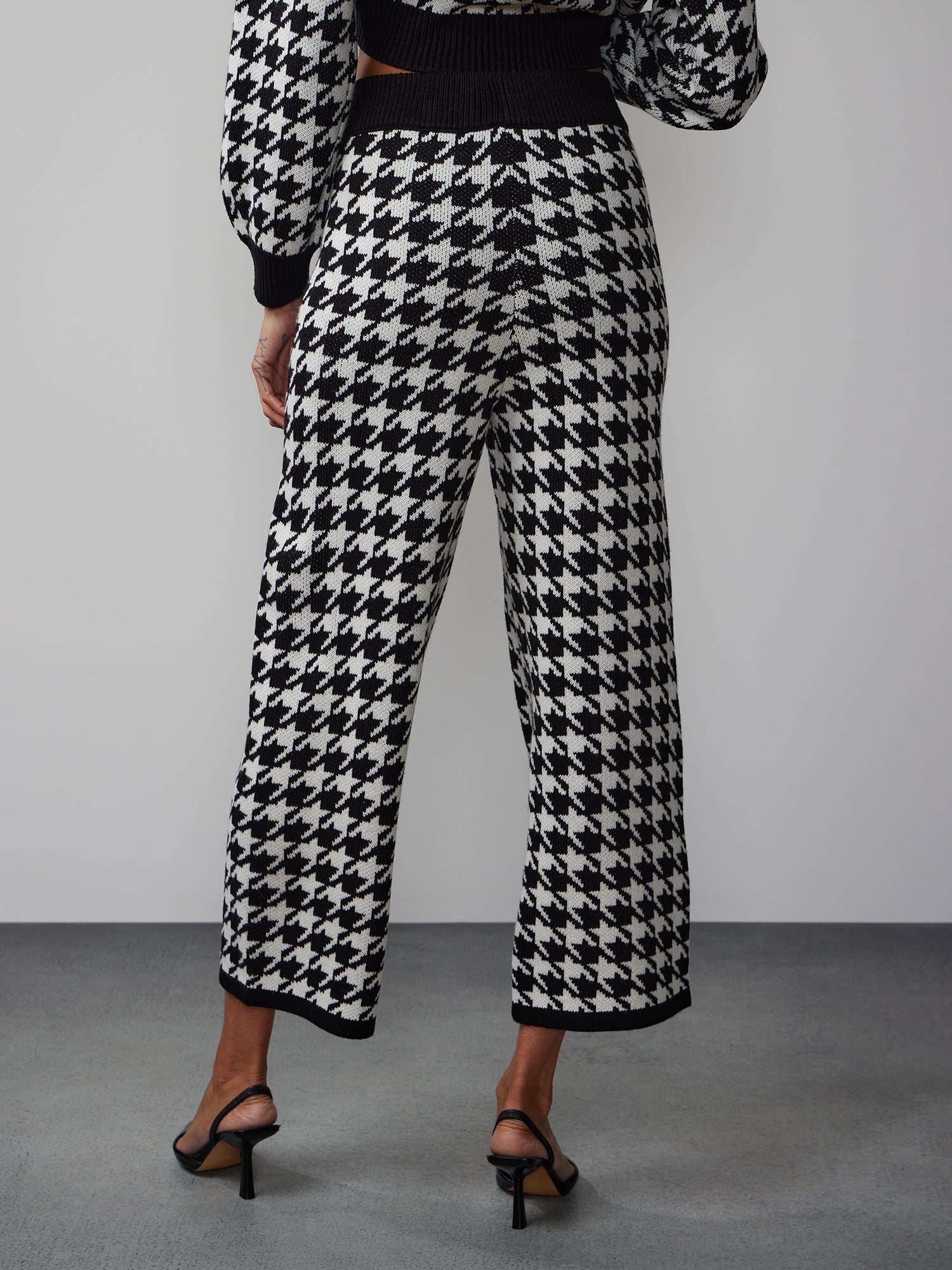 Houndstooth Sweater Knit Pant | NY&Co