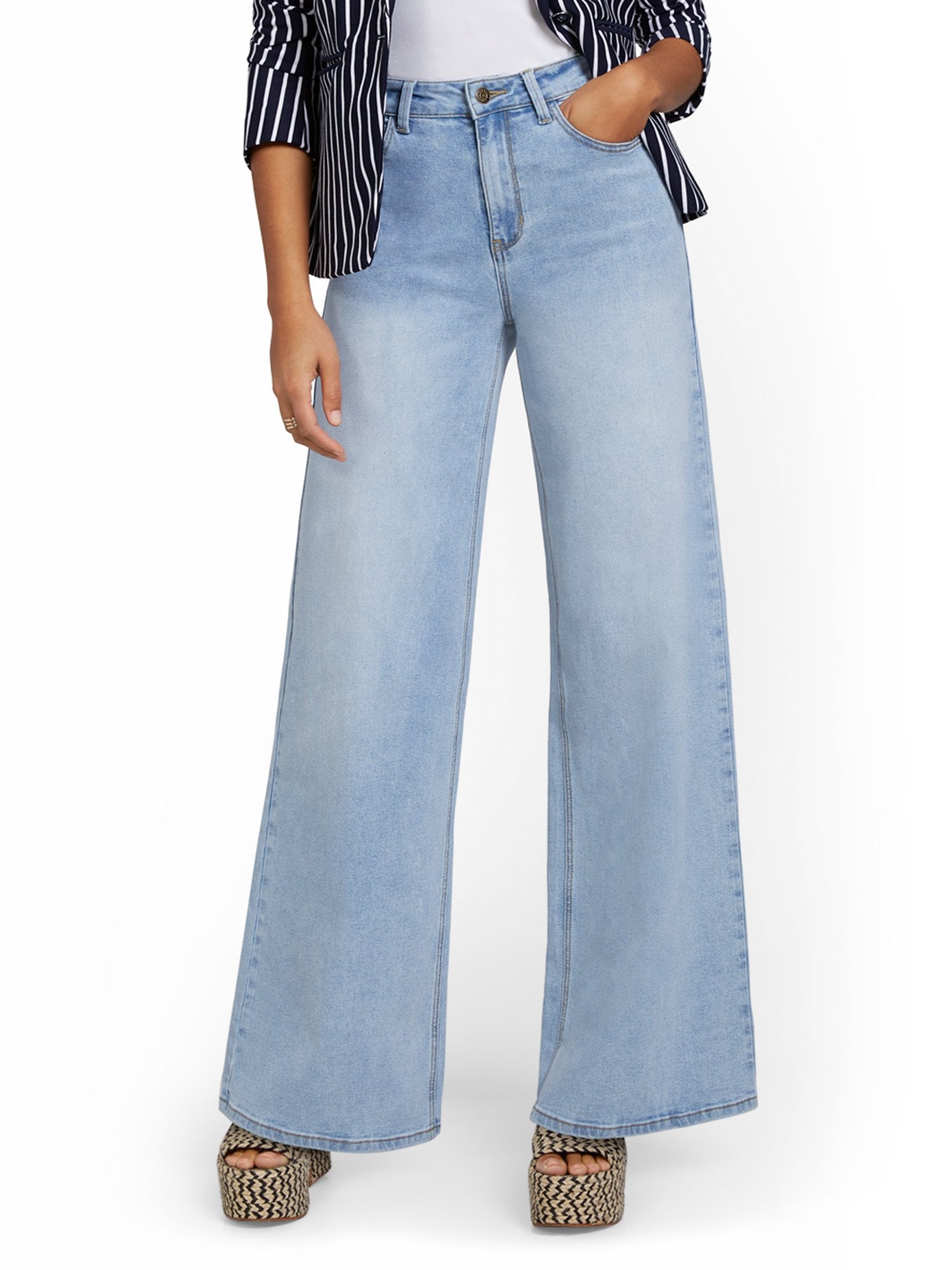 Extreme Wide Leg Jeans