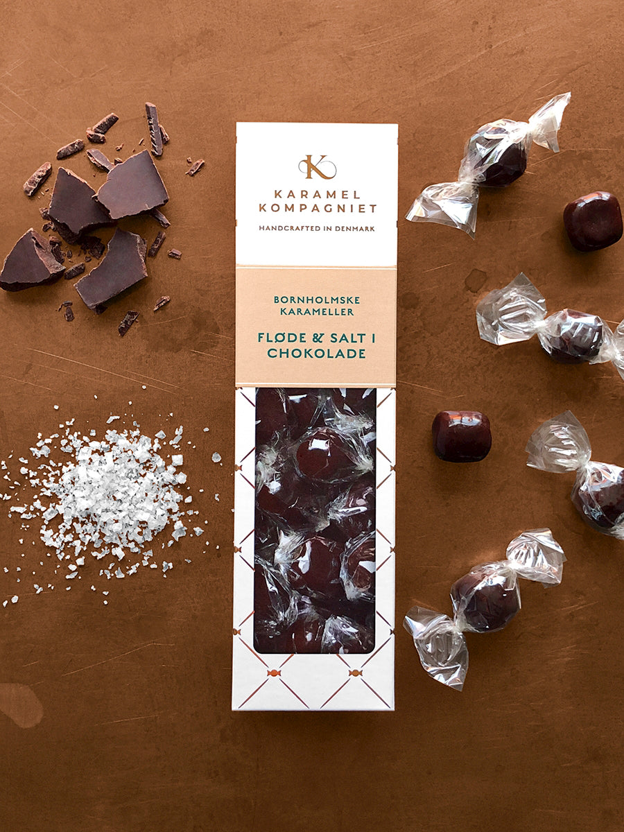 Se Fløde & salt i mørk chokolade - Karamelkompagniet hos Livini