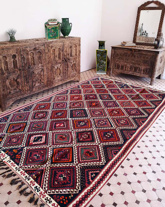 Tribal Area Rug 270cm x 178cm