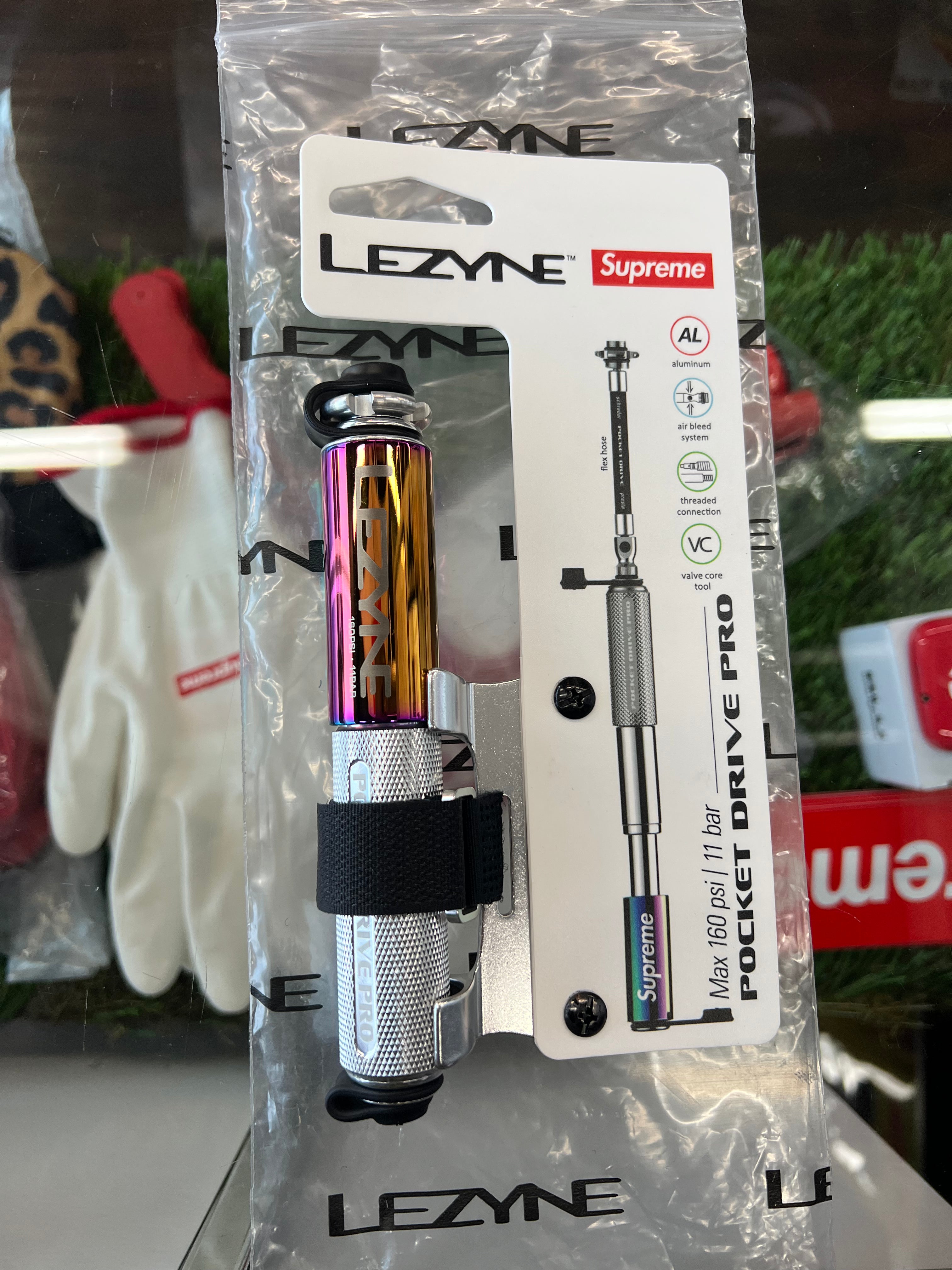 16SS Supreme × Lezyne CNC Bike Pump www.krzysztofbialy.com