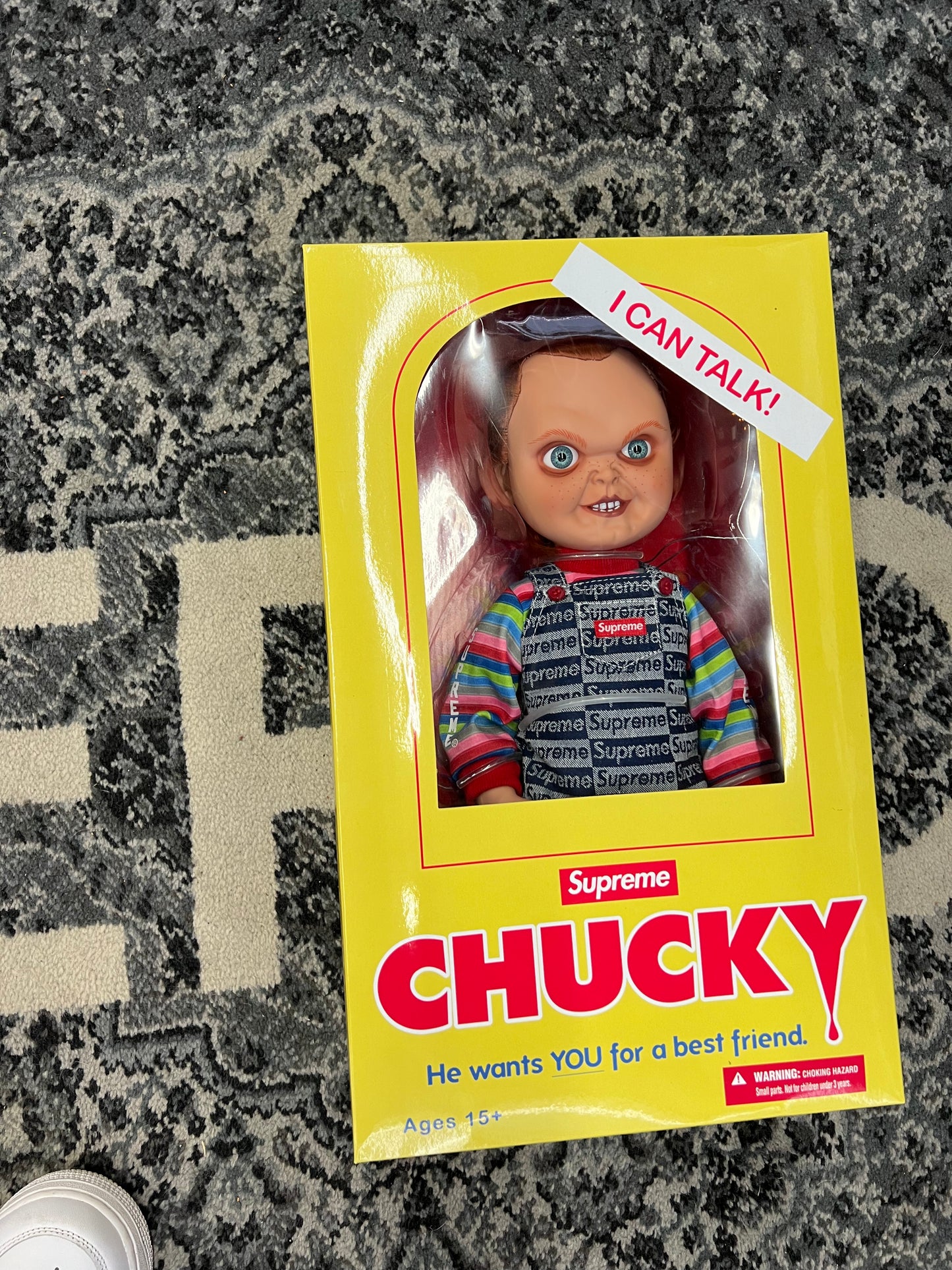 supreme chucky doll 早い者勝ち